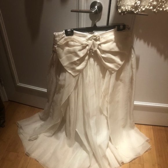 Wedding Dress - Picture 3 of 3